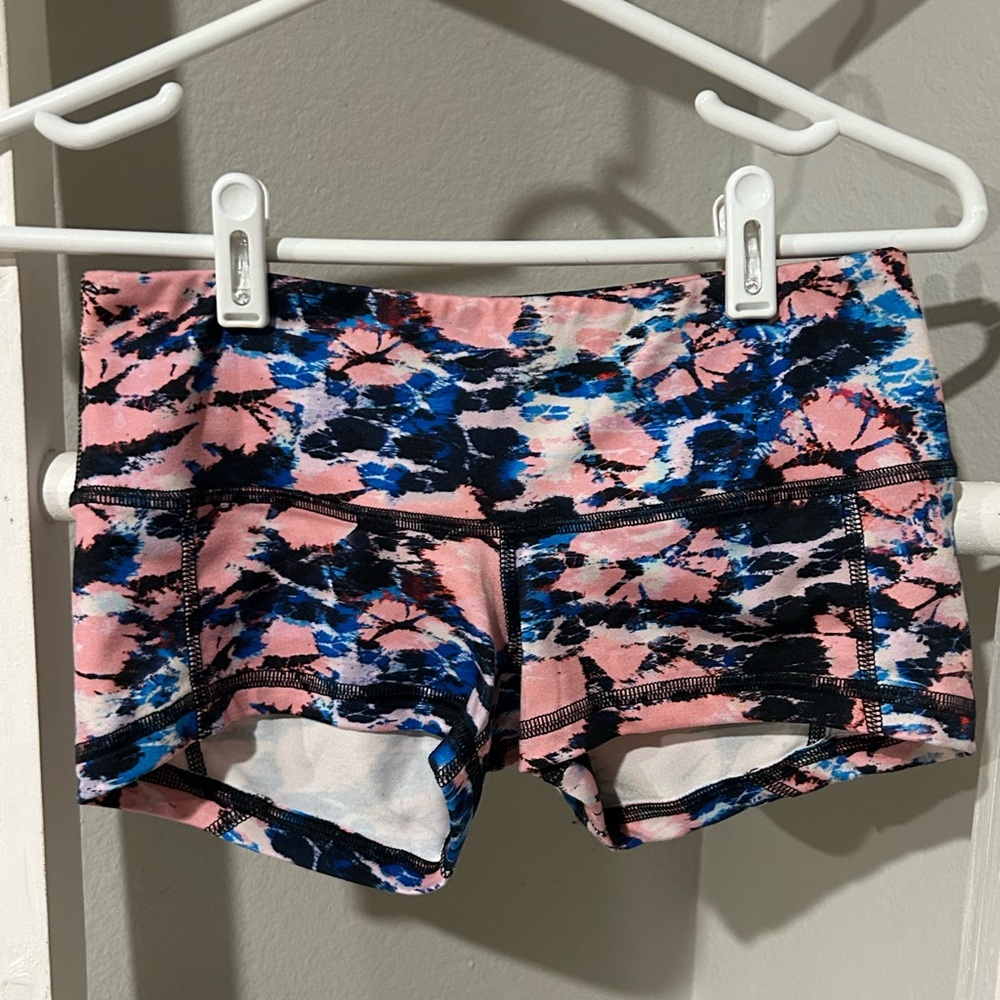 Fleo Women's Pink and Blue Athletic Shorts